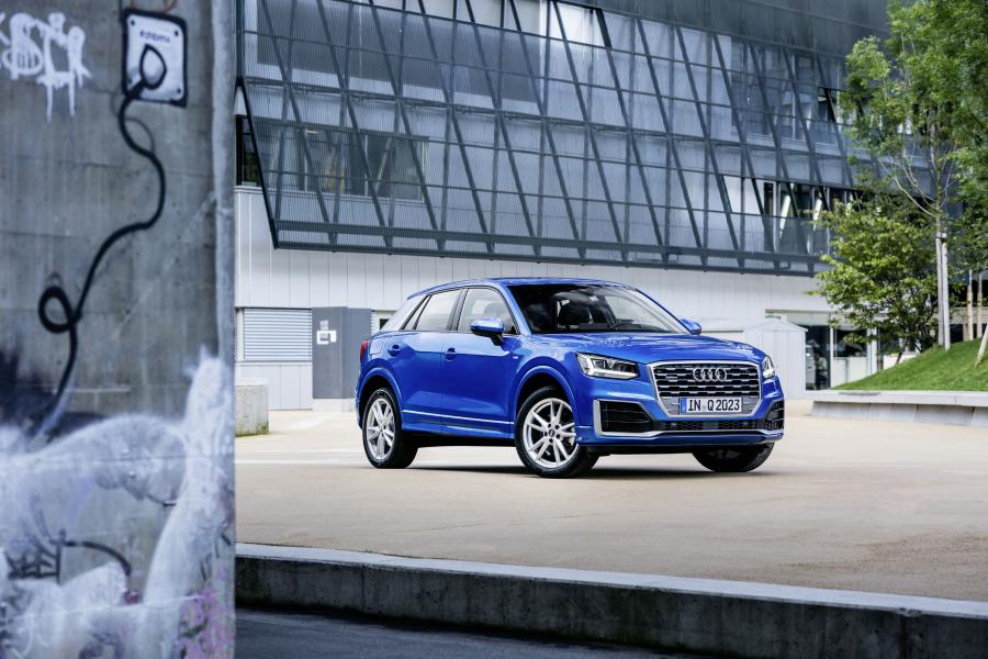  Audi Q2 TDI Quattro S-Line 2016 года  (WW) (фото 1 из 18)